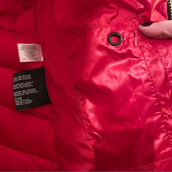 Guess Red and Black Zip Up Puffer Hoodie Jacket With inside & Outside Pockets Lg - Picture 4 of 8